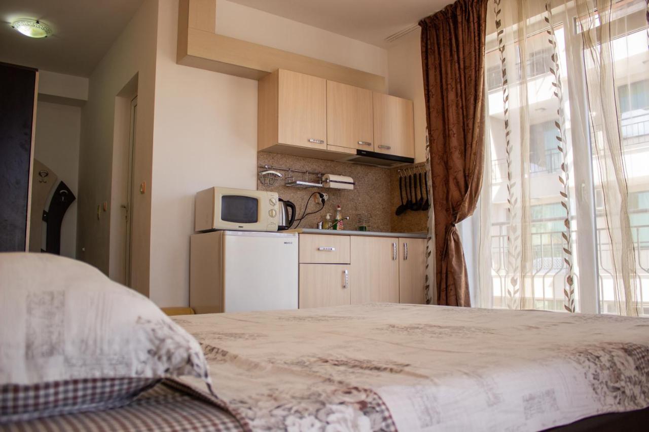 Central Couple Studio Pomorie Exterior photo